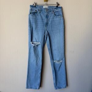 Abercrombie & Fitch 90s Straight Ultra High Rise Distressed Jeans Size 28